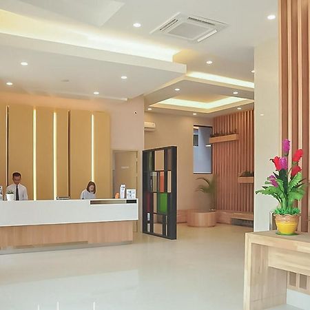 Hotel Mutiara Mitra Reddoorz Padangsidimpuan Eksteriør billede