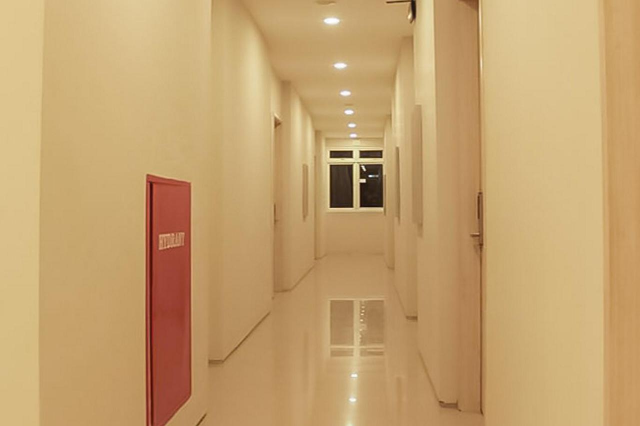 Hotel Mutiara Mitra Reddoorz Padangsidimpuan Eksteriør billede